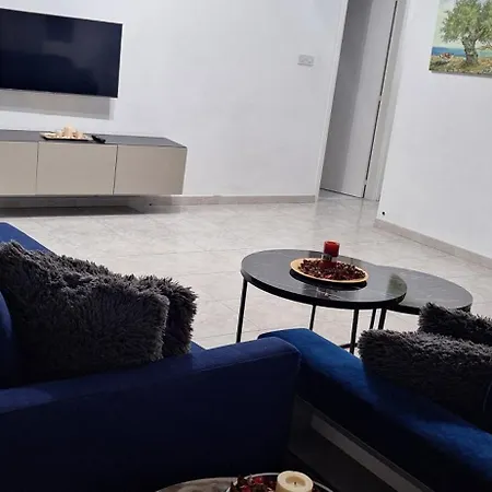 Holiday home Ermioni's House *