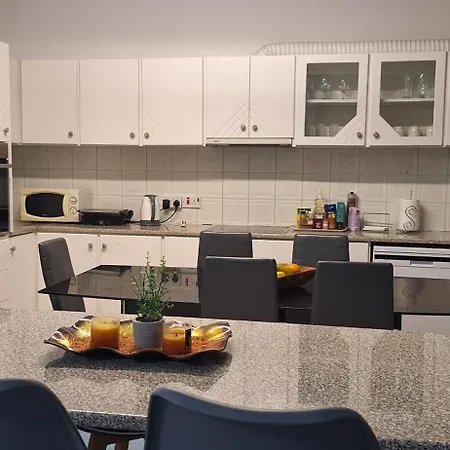 펜션 Ermioni's House *
